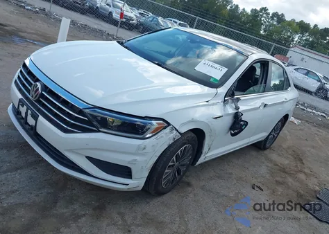 2019 Volkswagen Jetta 1.4T Sel z USA, uszkodzony, nr VIN 3VWE57BU8KM249630